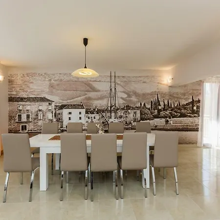 Tea Kastela
